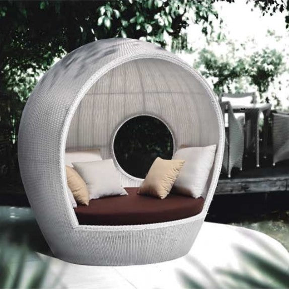 TR10012 Blockhouse Sand Daybed