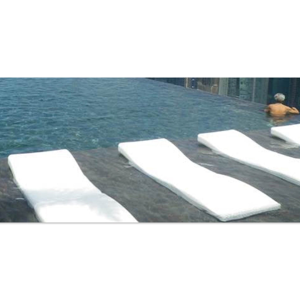 TR12002 356 Pearl Water Lounger