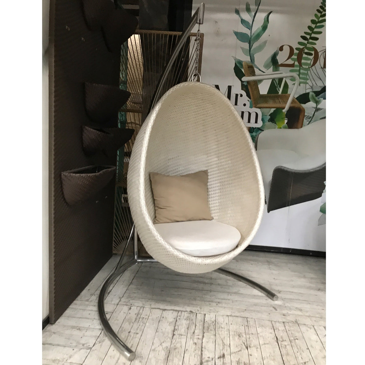 TR10902 Trasa Glider Swing Chair