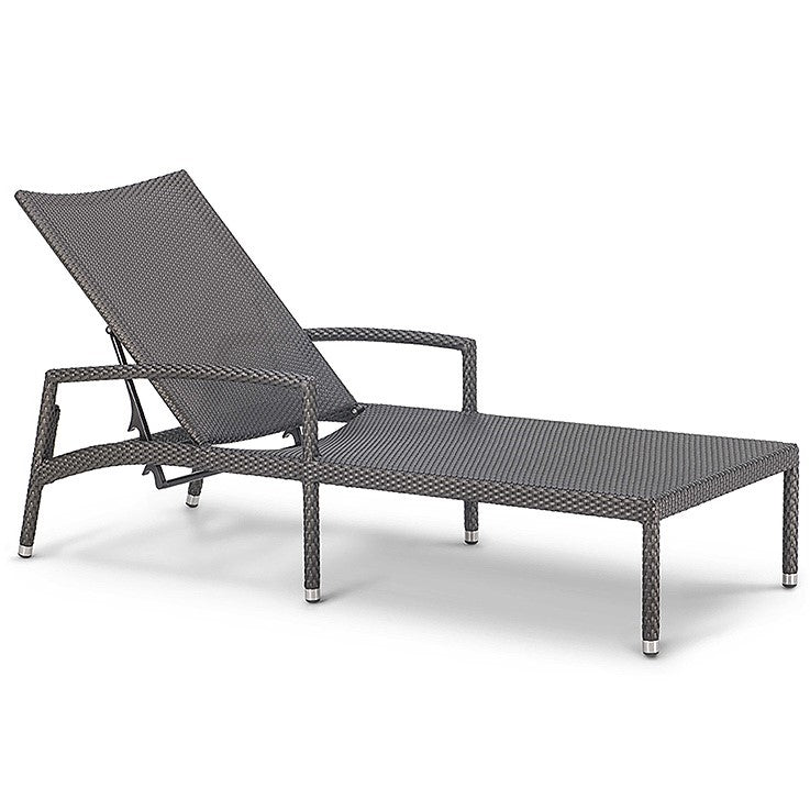pool-sunlounger