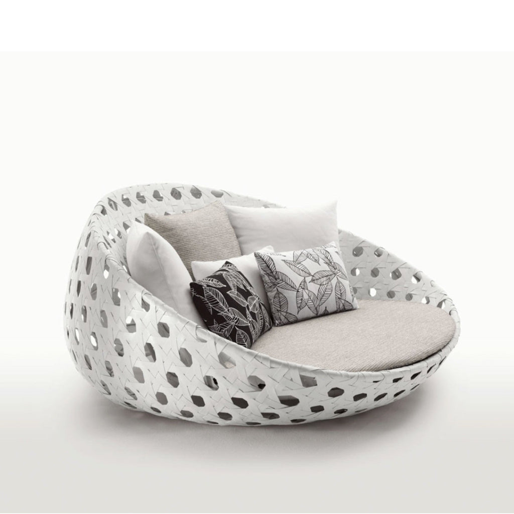 TR14001 Contura Daybed
