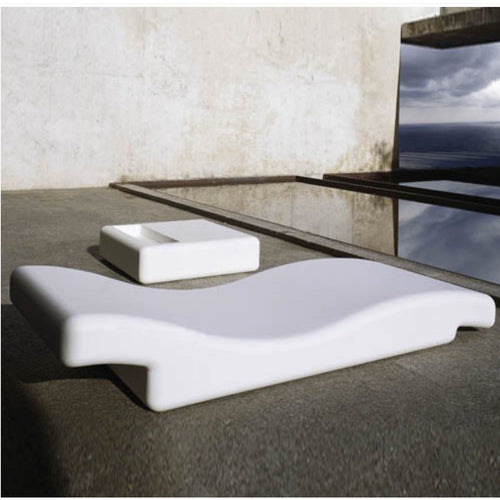 TR12002 356 Pearl Water Lounger