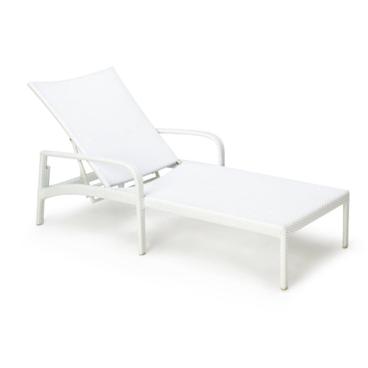 pool-sunlounger