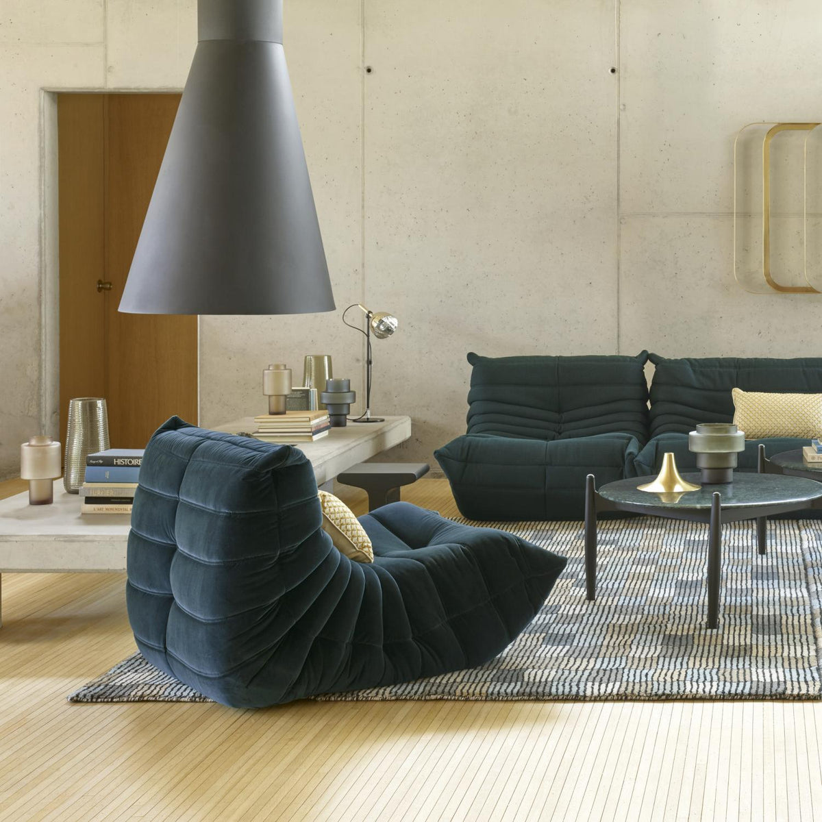 TR50048 Togo Style Sofa