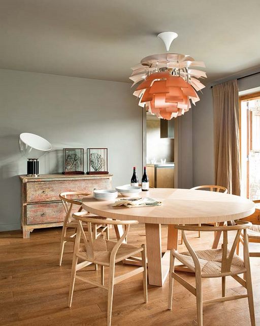 TR80002 Artichoke Style Lamp