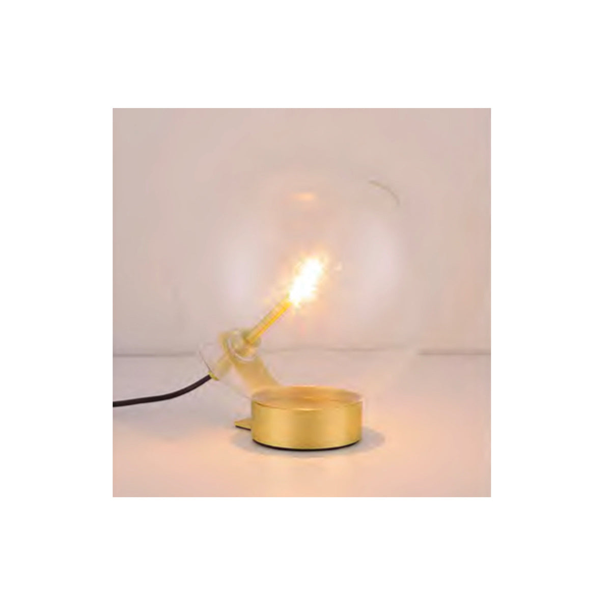 designer-table-lamp