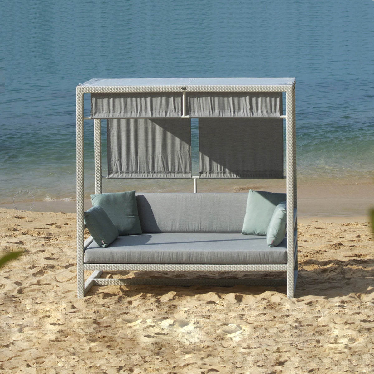 TRO38001 OHMM® Cabana