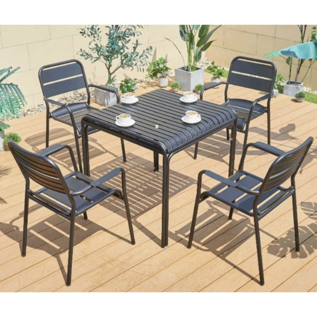 TR11019 Trasa Pallii Outdoor Dining
