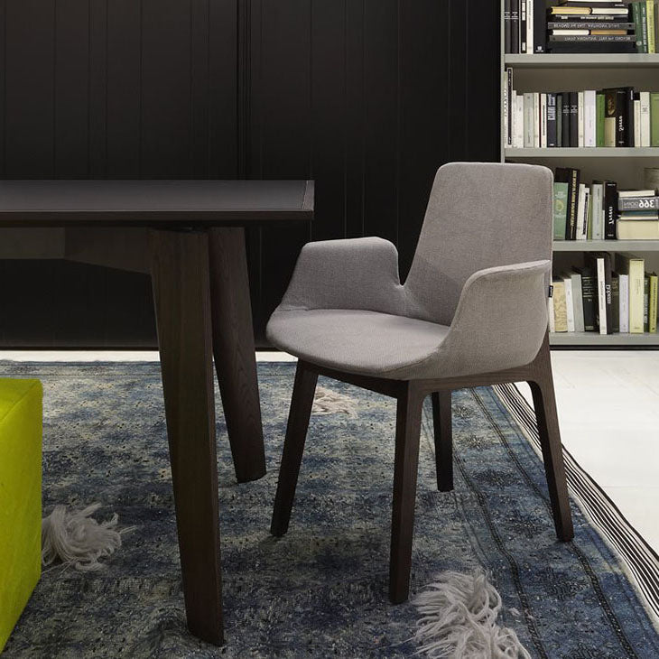 TR20060 Ventura Armchair
