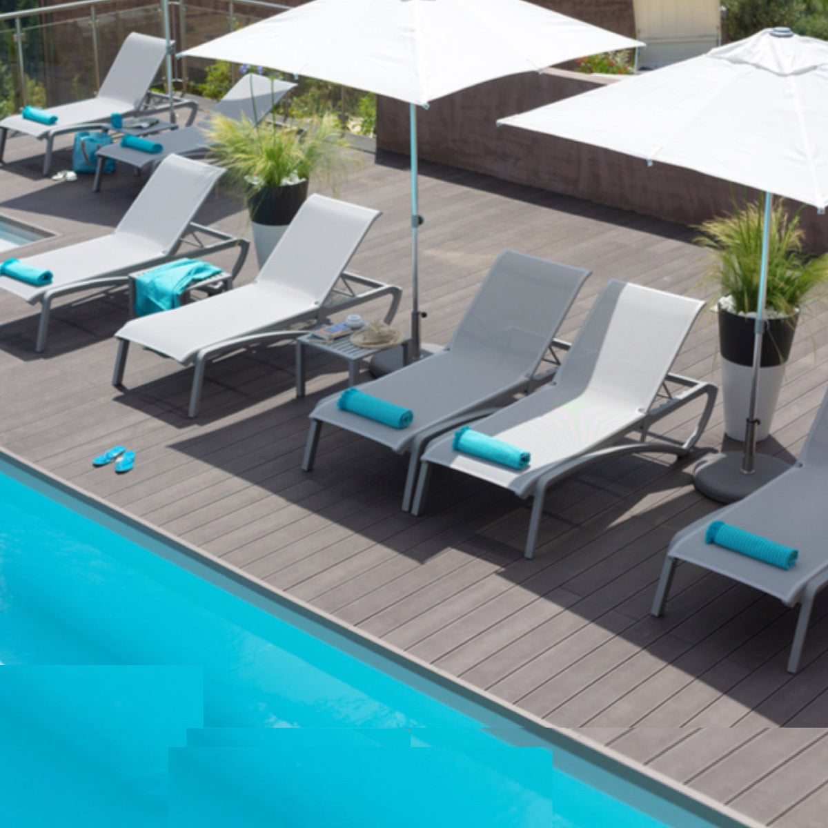TRG10001 Grosfillex® Sunset Collections